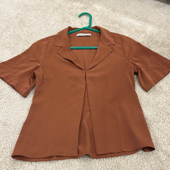Abercrombie & Fitch Tops - Women's Rust Short-Sleeve Button Front Blouse